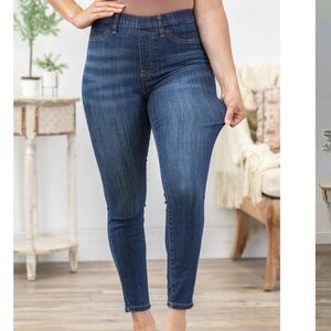 Judy Blue Pull On Skinny Fit Jeans
